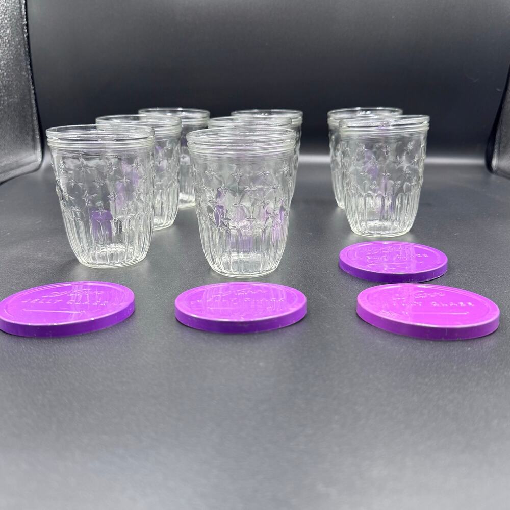 Lot of 7 Vintage Kerr Half Pint Jelly Jars & 4 Purple Metal Lid Starburst #552